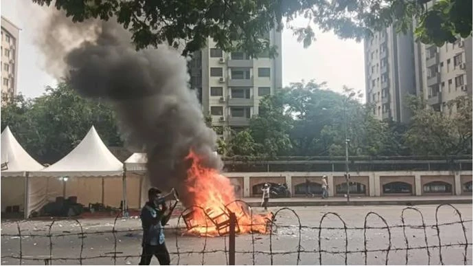 সংসদ ভবনে সংঘর্ষের ঘটনায় গ্রেপ্তার ১ জন